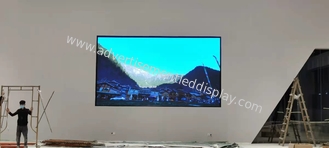 6500K-9500K โปรแกรมการโฆษณาภายใน LED Display 60 องศา มุมมองตั้ง