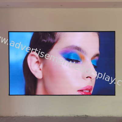 ภายในโฆษณาที่ฉลาด LED Display เหล็ก/วัสดุอัลลูมิเนียมแบบเจาะ